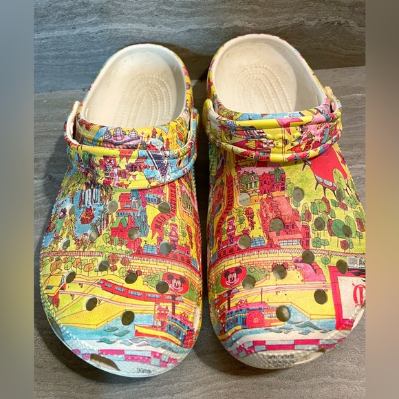 Disney Vault Collection Crocs 50th Anniversary Magic Kingdom Size 9 - Picture 2 of 10